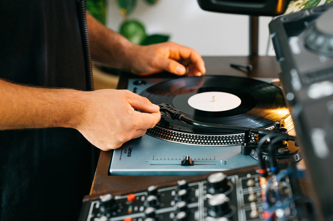 Ce que vous devez savoir avant d'acheter un tourne-disque !