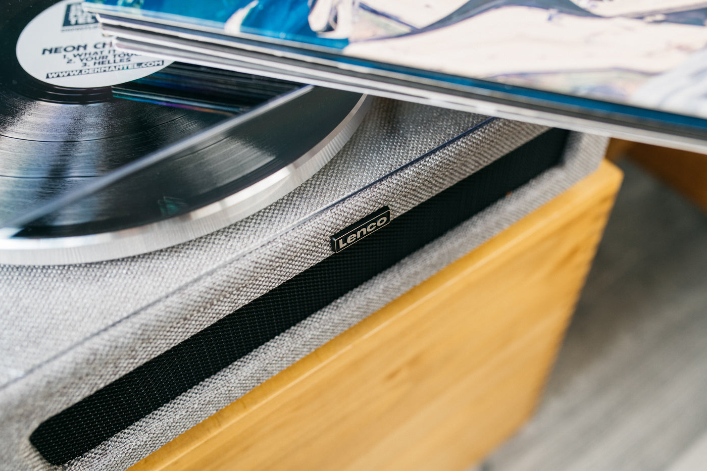 Lenco LS-440GY - Platine vinyle avec 4 haut-parleurs incorporés