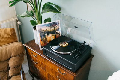 Lenco LS-430BK - Platine vinyle avec 4 haut-parleurs incorporés - Noir