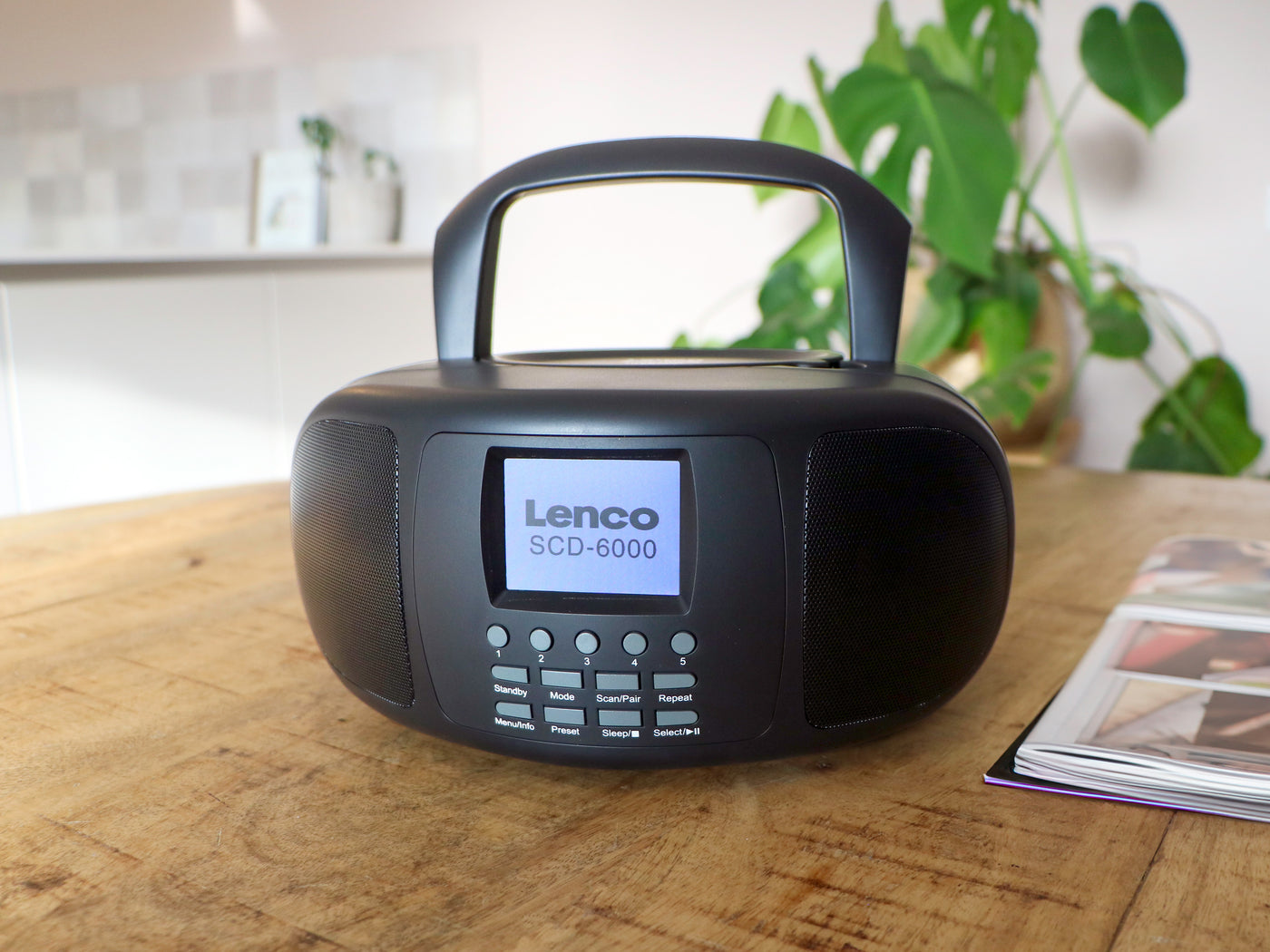 Lenco SCD-6000BK - Radio Internet portable avec DAB+/FM, Bluetooth®, lecteur CD et grand écran LCD couleur - Noir