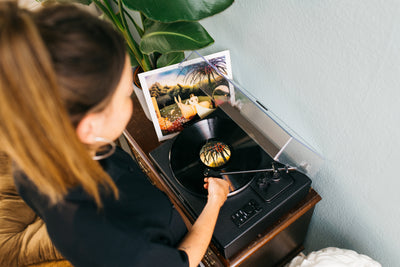 Lenco LS-430BK - Platine vinyle avec 4 haut-parleurs incorporés - Noir