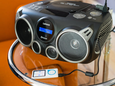 Lenco SCD-685BK - Radio DAB+/FM/lecteur CD portable avec connexions Bluetooth® et USB et emplacement pour carte SD - Noir