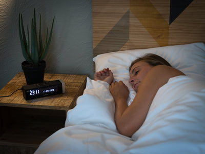 Lenco CR-630BK - Radio-réveil stéréo DAB+/FM avec connexion USB et entrée AUX - Noir