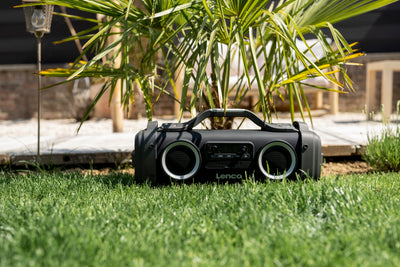 Lenco SPR-200BK - Enceinte Bluetooth® étanche avec radio FM, lecteur USB/micro SD et effets lumineux - Noir